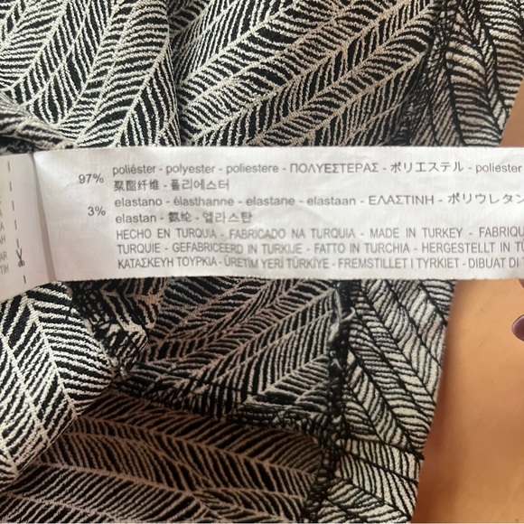 EUC Zara Basic collection neutrals pattern short sleeve mini dress - Picture 8 of 9